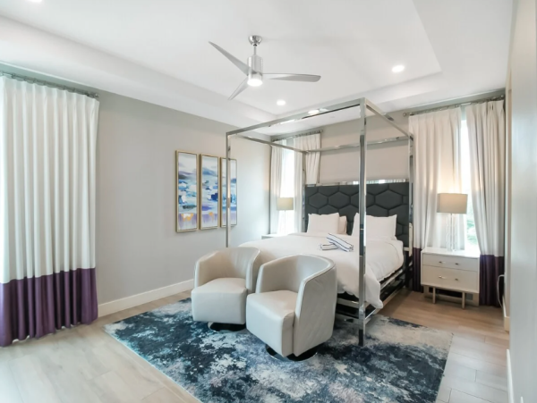 Gulf Views Siesta Key Vacation Condo Four Bedrooms - Ideal Beach Getaway